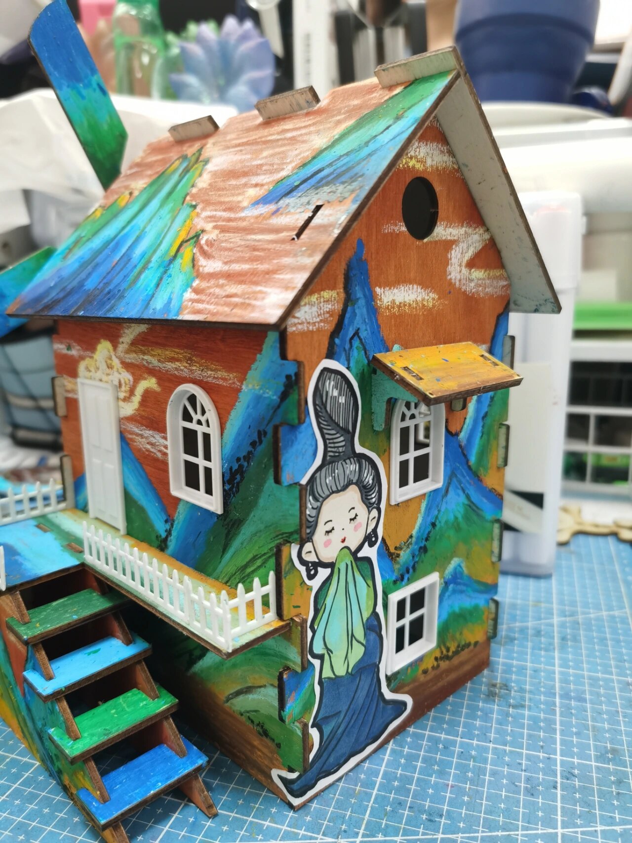 手绘涂装木屋,缤纷童年 青少年建筑模型,缤纷童年创作