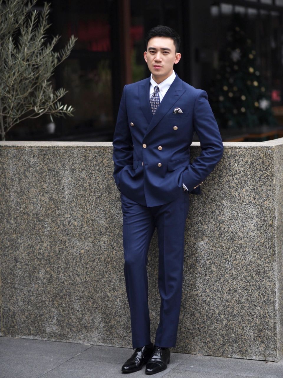 40岁中年大叔的日常西装穿搭|海军蓝布雷泽 经典的海军蓝布雷泽 应该