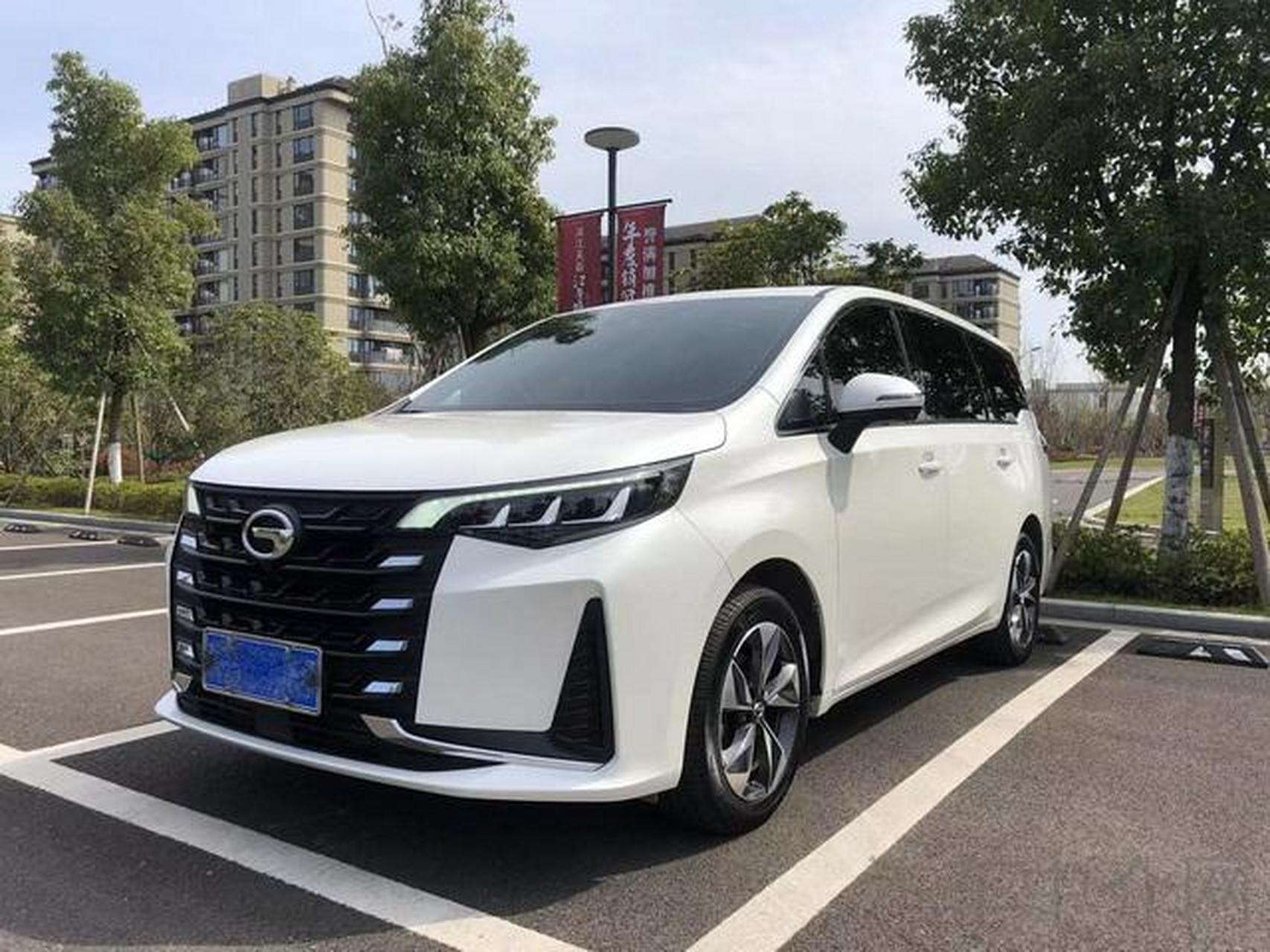 广汽传祺m6pro 270t dct顶配尊贵版  七座    11.