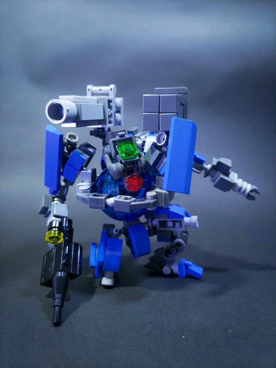 blueblitz:给蓝军打造小型乐高突袭机甲 今天给大家带来的是.
