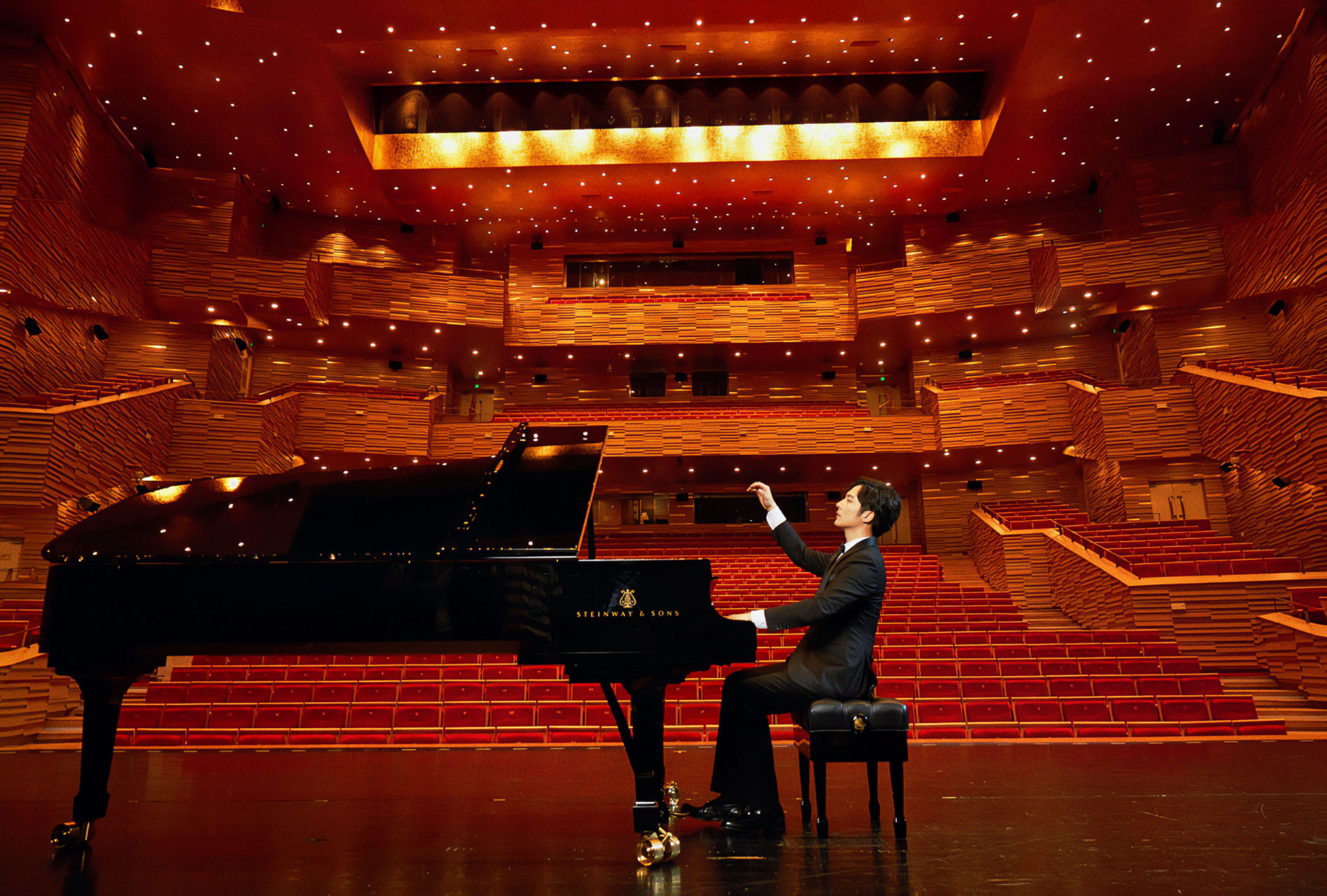 音乐 时代 传承 创新#钢琴# #钢琴诗人叶子宸# #音乐