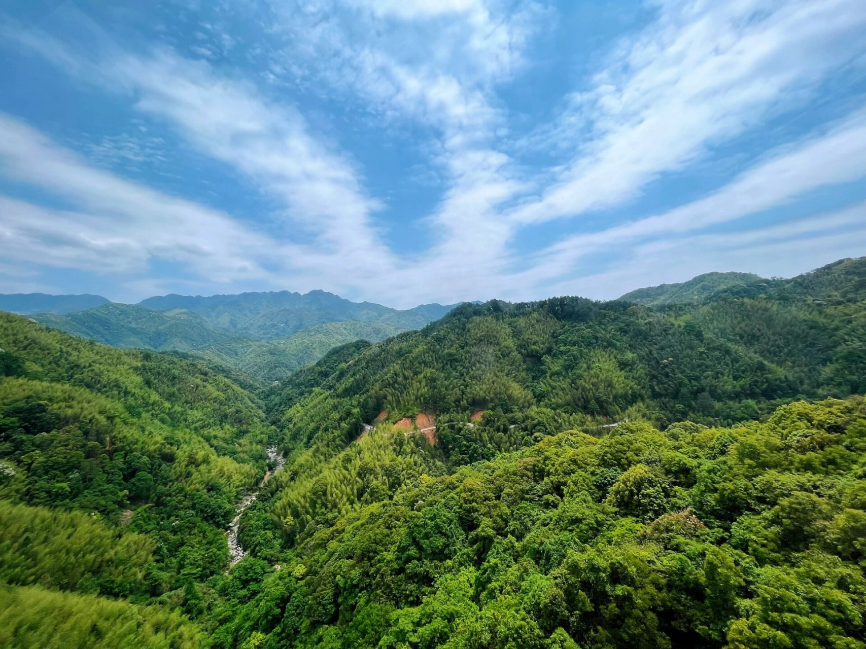 上杭古田梅花山 家乡美景刷一波,今天全程缆车,很轻松,风景美不胜收.