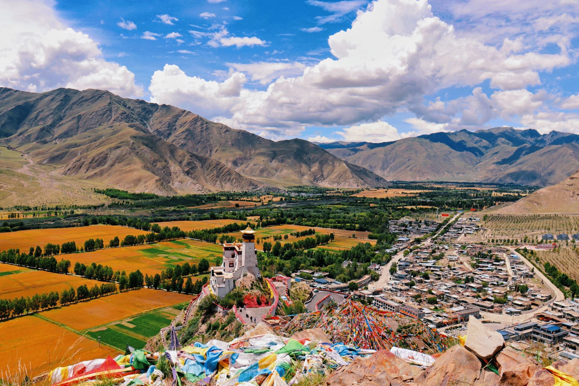 西藏宝藏景点推荐 | 山南·雍布拉康旅行攻略 01"藏源山南": 山南是