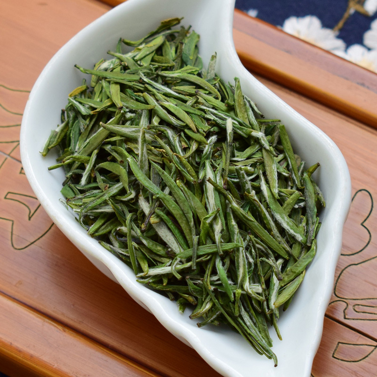 陕西省特产 - 汉中仙毫 汉中是中国江北茶区北缘最大的绿茶生产基地和