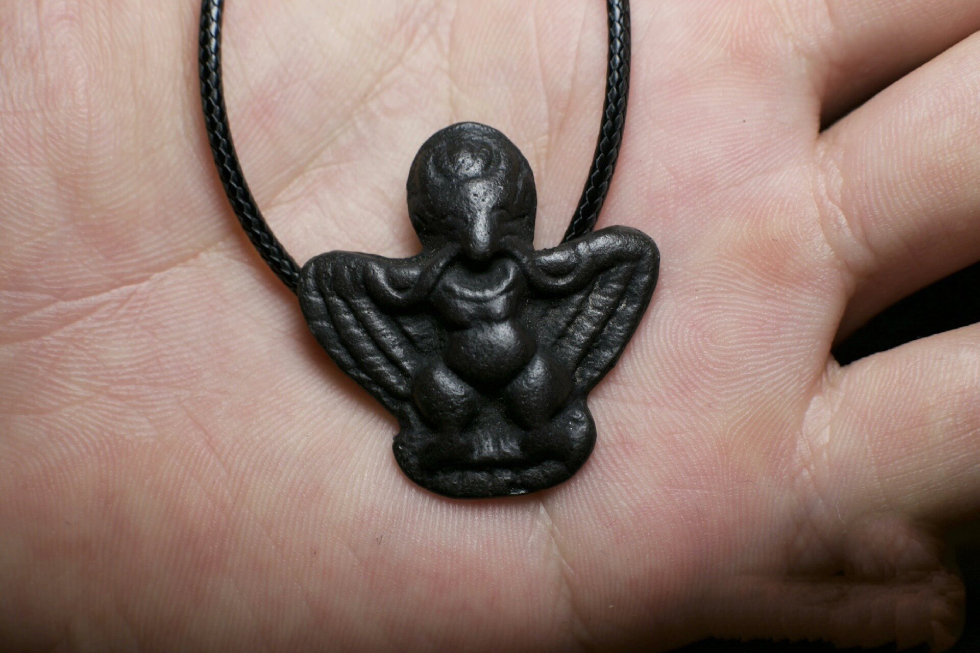 藏传天铁托甲大鹏鸟 藏传黑漆古大鹏鸟 藏传天铁托甲大鹏鸟 藏传黑漆