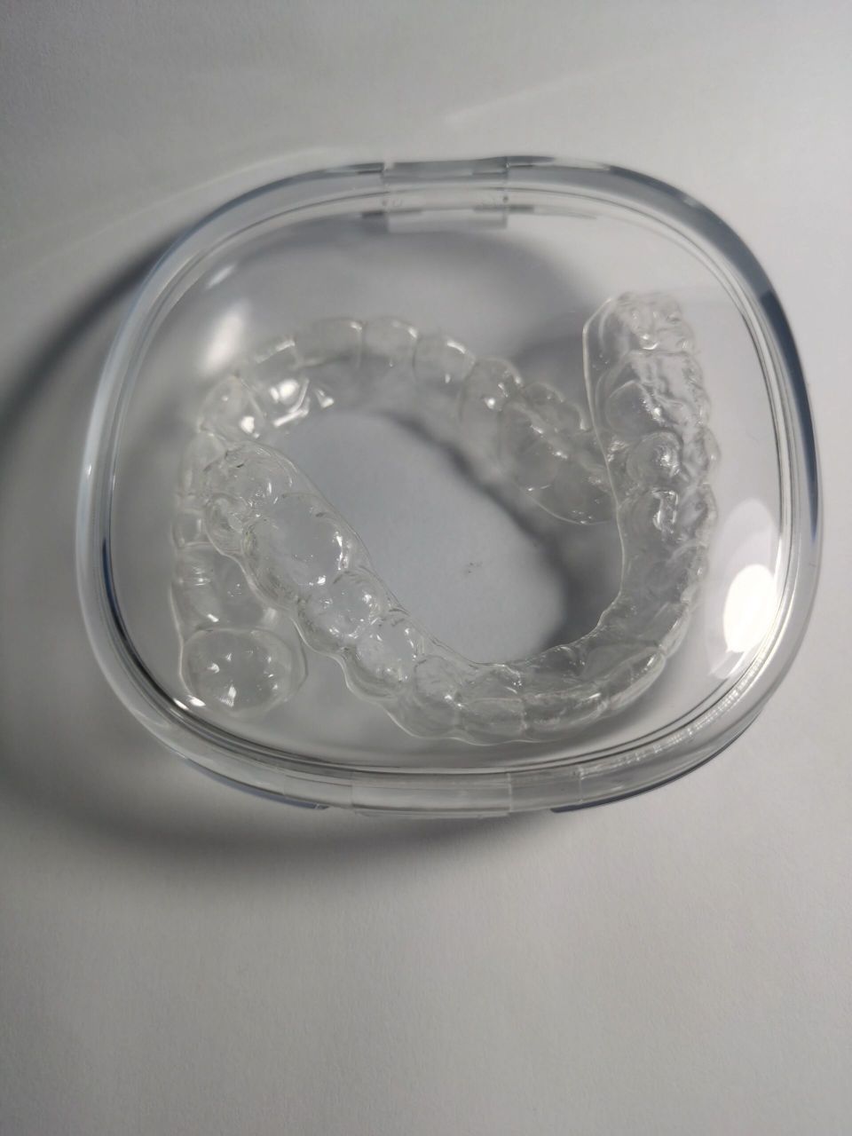 哈雷保持器 哈雷保持器是由自凝塑胶和不锈钢丝制造成的,结实耐用