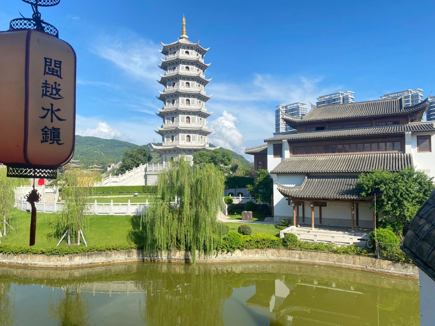 感不同的美 位于福州市闽侯县的一座古镇,以水之美,因而得名"闽越水镇