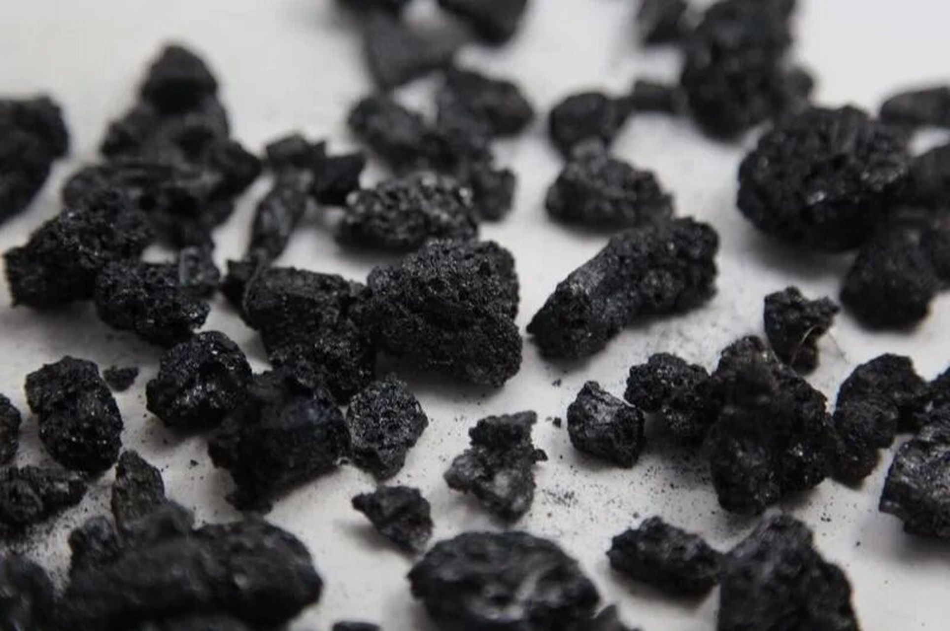 每日一药(收敛止血药～血余炭) 性味归经// 苦,平.归肝,胃经.