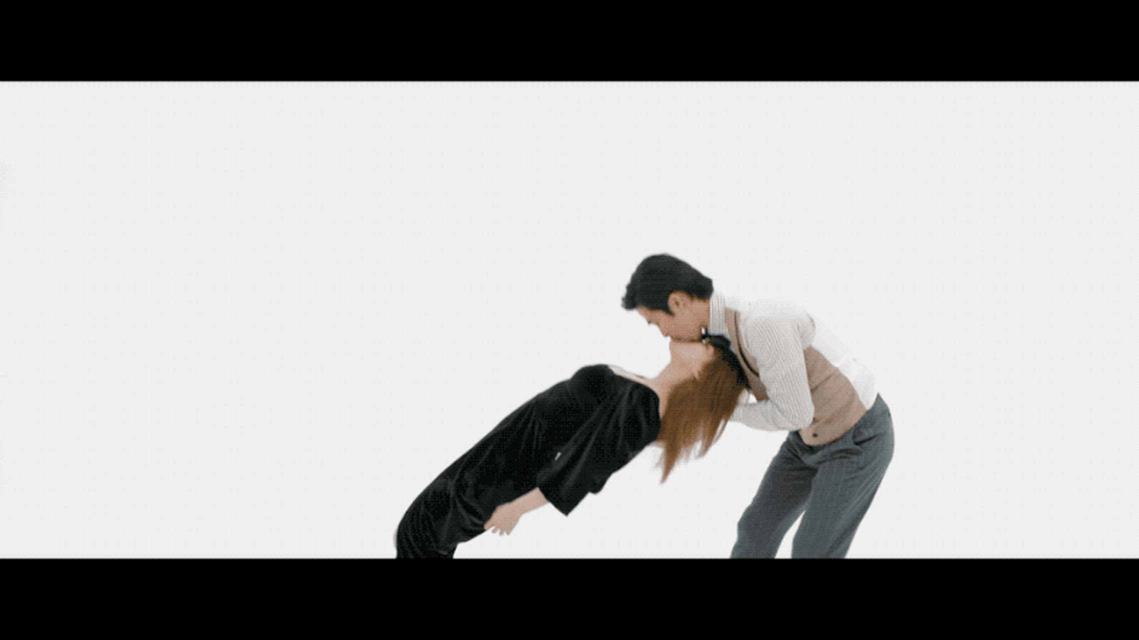 章宇360度转体吻戏##杀死时间两分四十秒高难度吻戏#b站和坏猴子联手