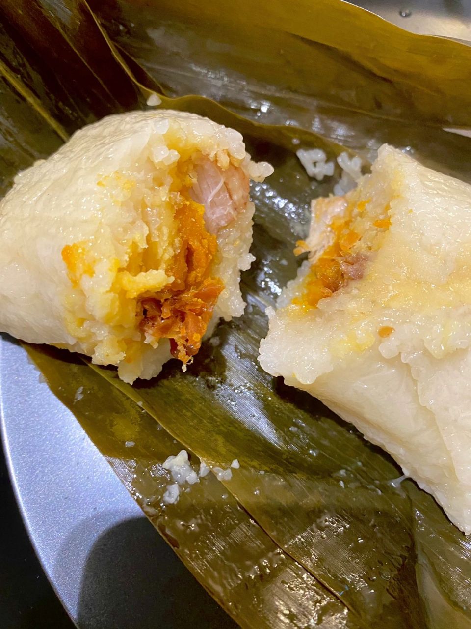 广式粽子(绿豆肉粽,红豆肉粽,碱水豆蓉粽 前两天和朋友去九龙城一间有