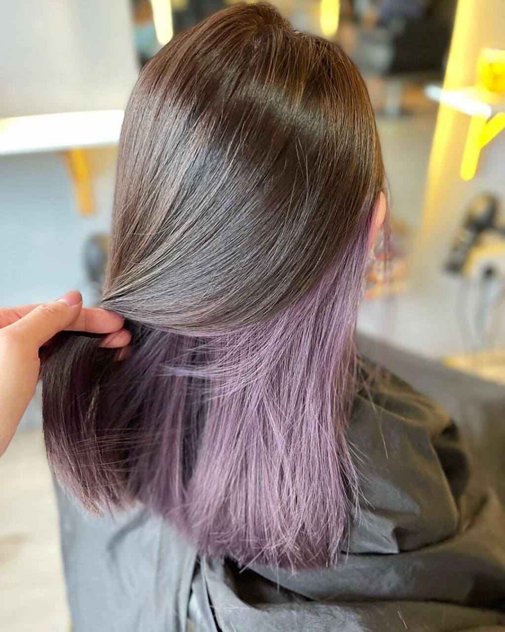 78只需挑染局部头发 78一款隐藏在头发内侧的挑染,只要轻轻拨头发