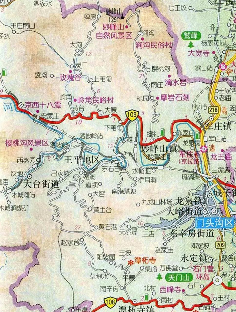 落坡岭和安家庄,在门头沟区沿着铁路线就能找到这两个小村庄,离村庄不