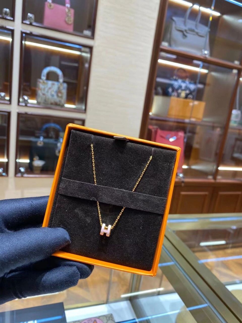 爱马仕 hermes mini pop h项链 全新 全新现货97hermes mini pop h