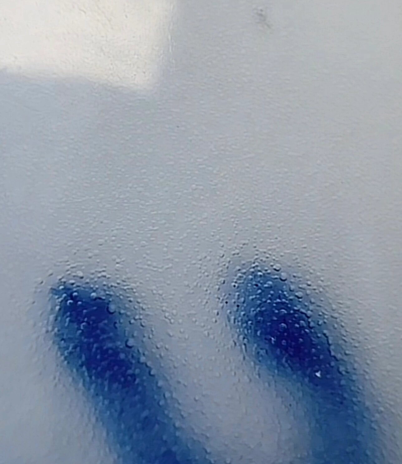 哪个气 网上说柴窑和气窑用气泡的层次感,和气泡的多少,密集度来区分