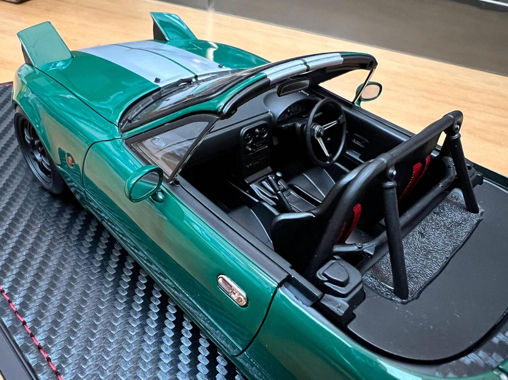 ig 1:18 马自达 eunos roadster (na) 附送b6-ze引