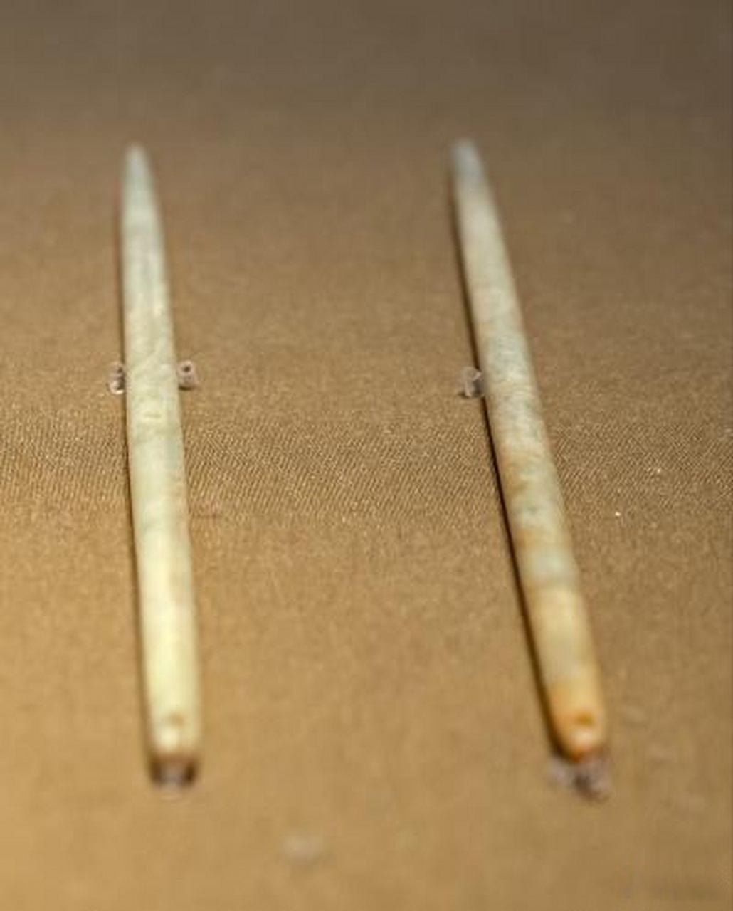 良渚文化的玉锥形器,越长的保存下来,越难.