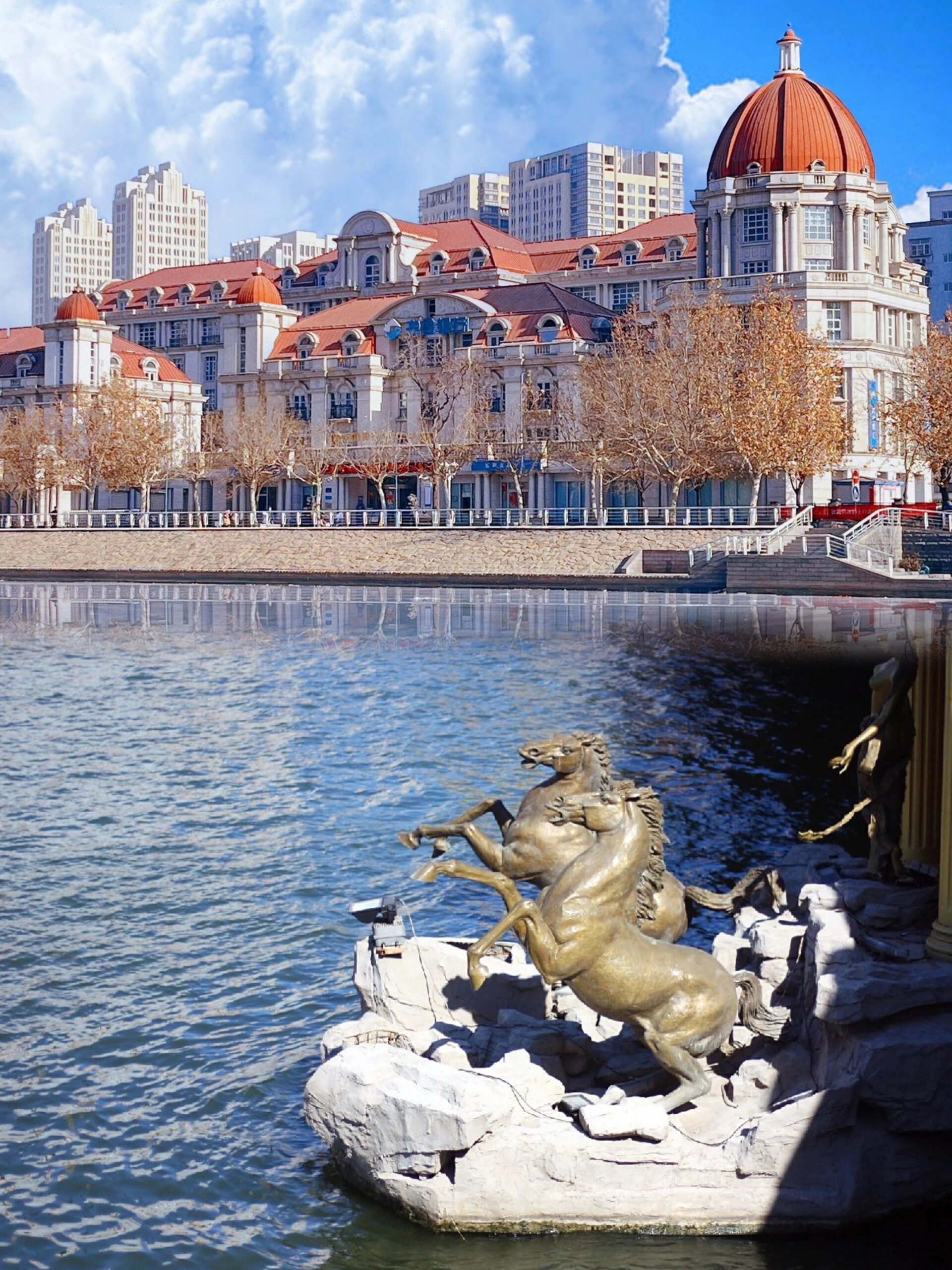 天津海河风情游:感受历史与现代的完美融合