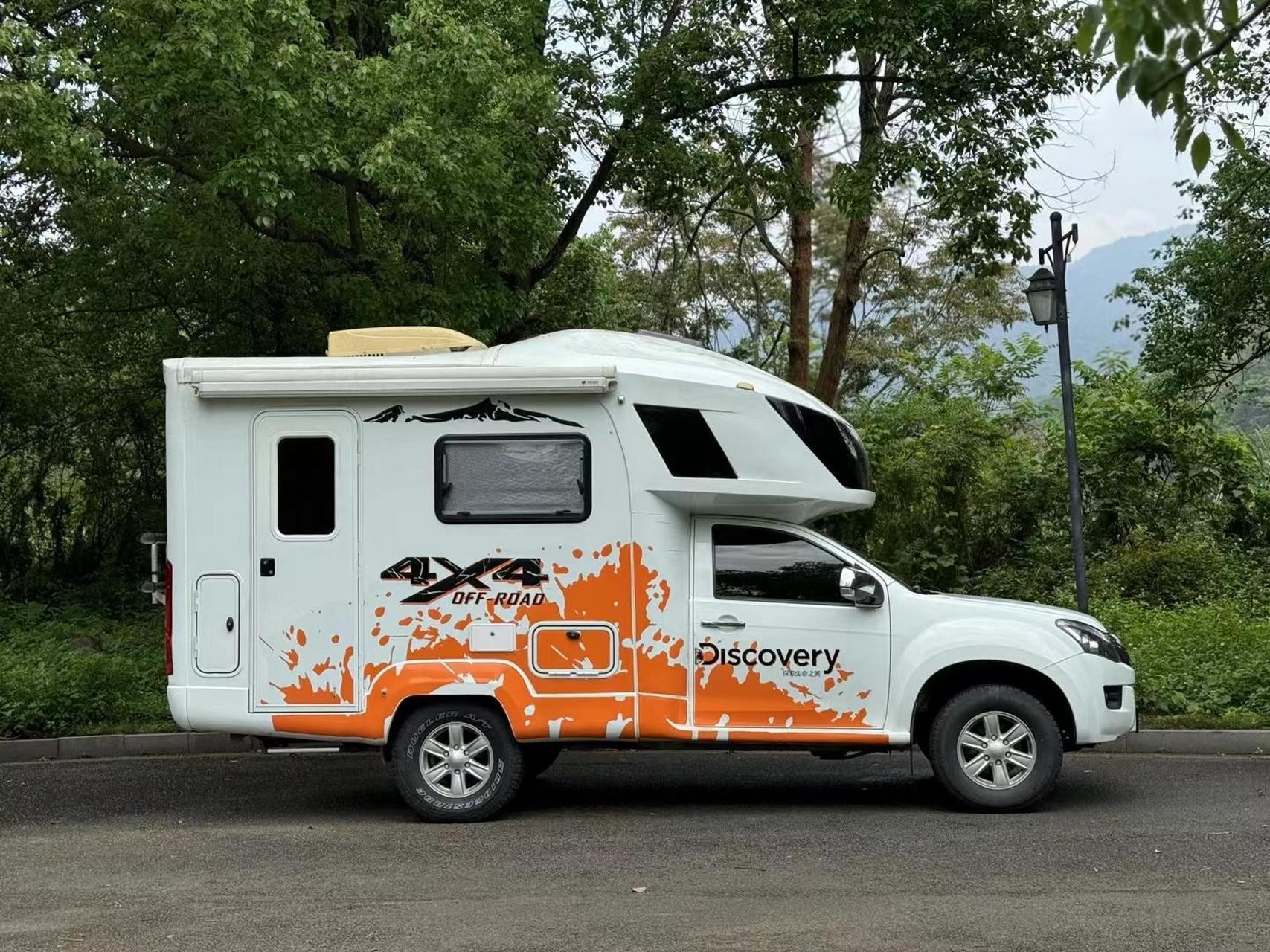 五十铃四驱越野房车到店,3.0t自动挡四驱,六座.极品车况.四万多公里.