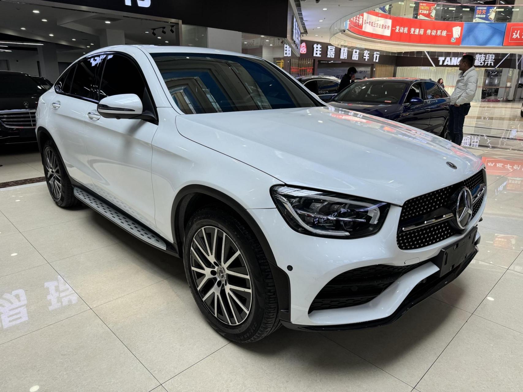 奔驰glc300l豪华版2021(奔驰glc300l豪华版2021款怎么样)