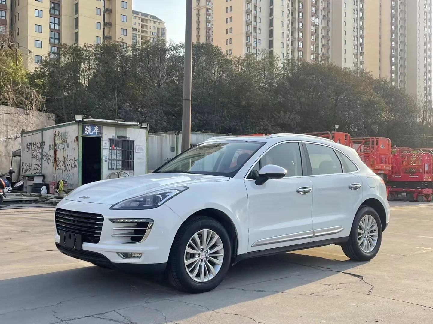 0t众泰sr9 江湖人称保时泰 配置丰富 价格便宜 全款2万多 支持分期