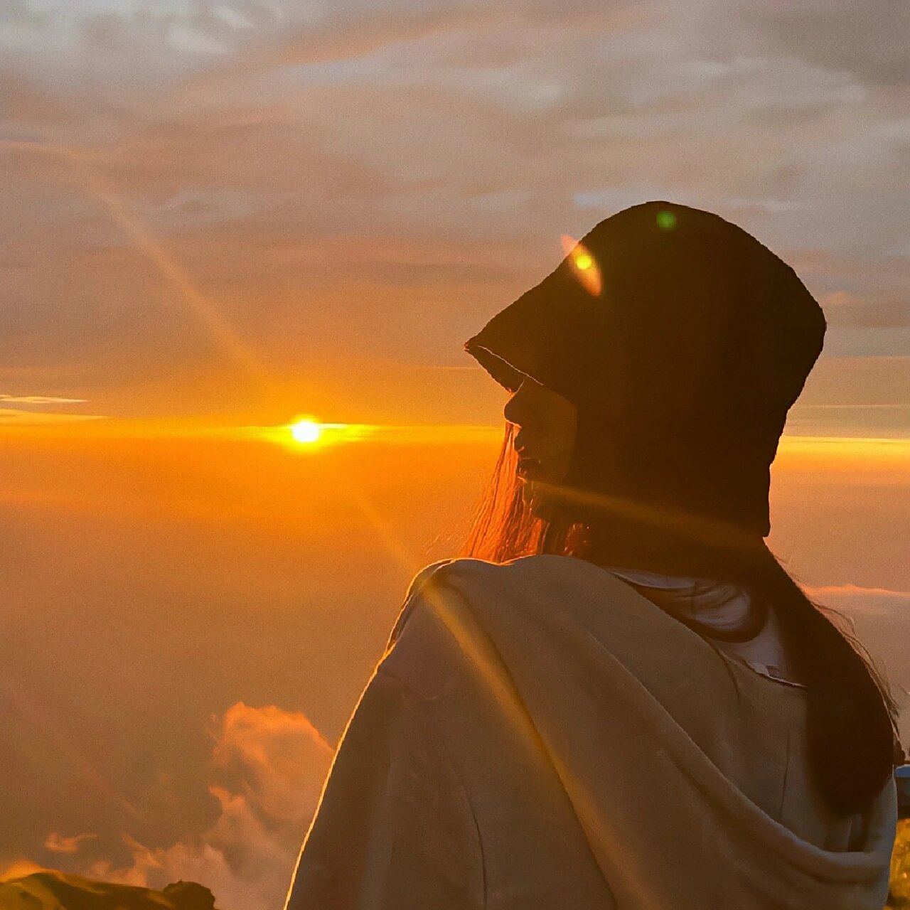 超有氛围感的微信夕阳女头～ 有没有姐妹跟我一样喜欢这种夕阳头像