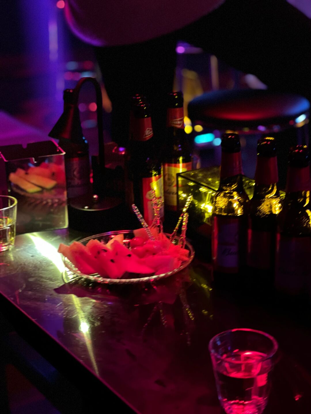 大的酒吧又不太想去?