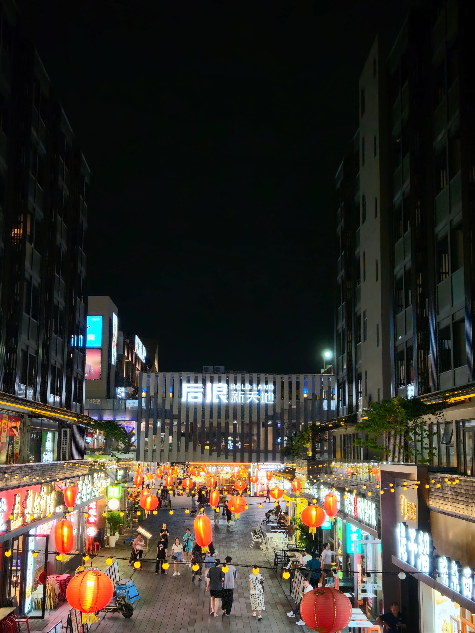 深圳龙华夜景图片实拍图片