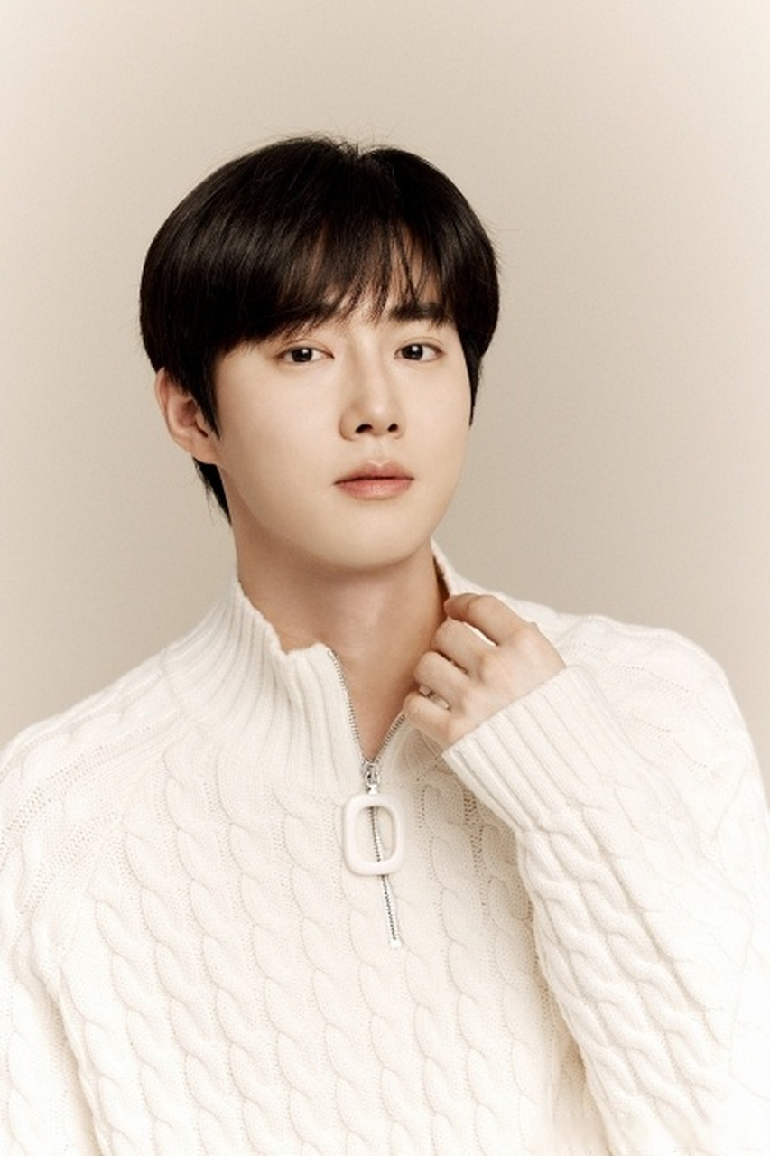 suho金俊勉超话确定出演mbn剧《世子消失了》,首次尝试古装剧.