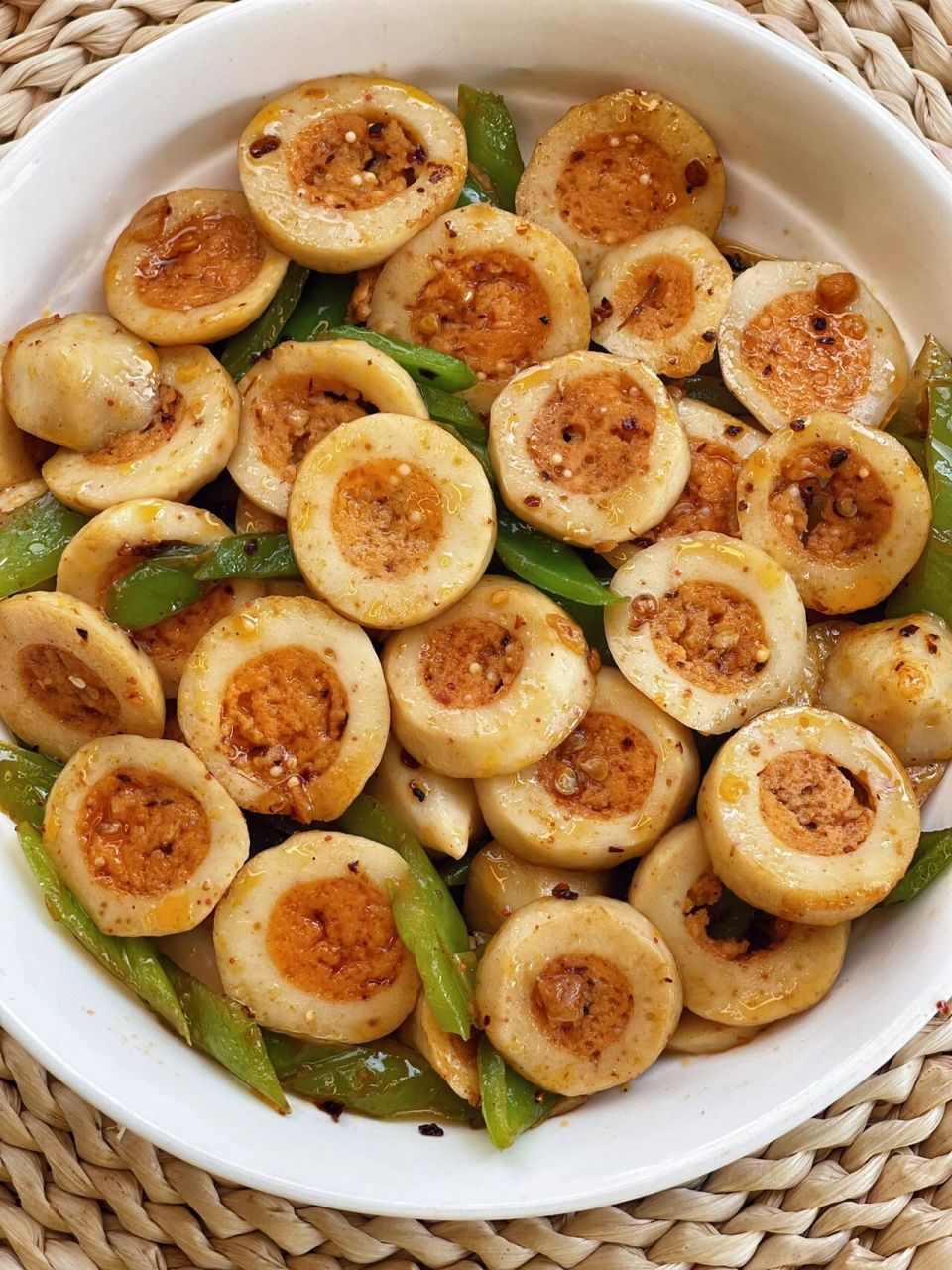 好吃又简单的美食01【青椒炒鱼丸】 吃腻了外卖,家常菜永远都是yyds