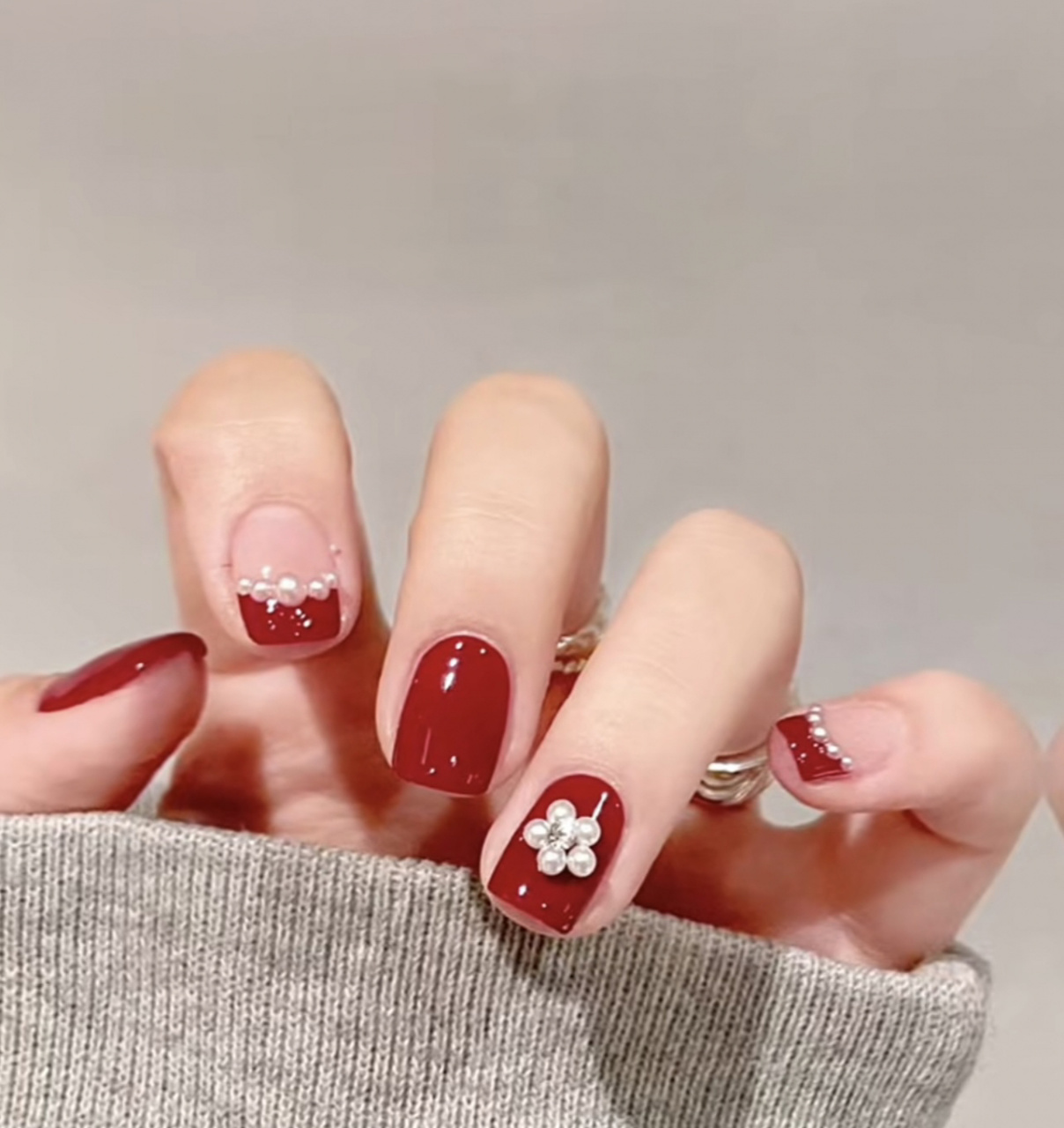 2023新年美甲 红色系美甲款式 短甲款式 准备好做什么新年美甲了吗?