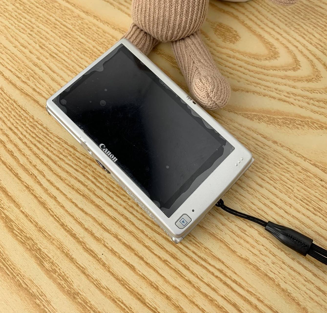 佳能ixus245hs触控屏高清数码相机拍人像 佳能ixus 245  是1610万像素