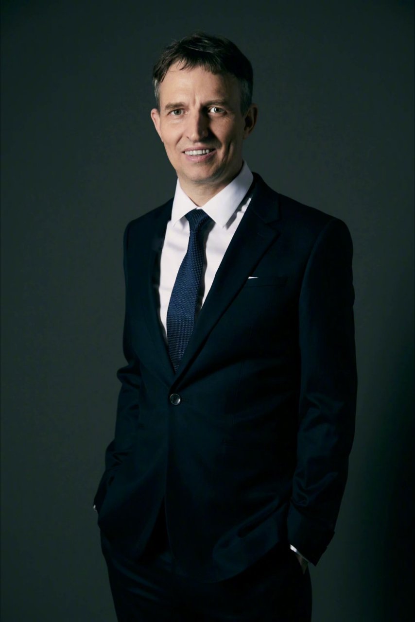 11月22日,小米集团语音首席科学家 daniel povey 凭借在语音识别和声