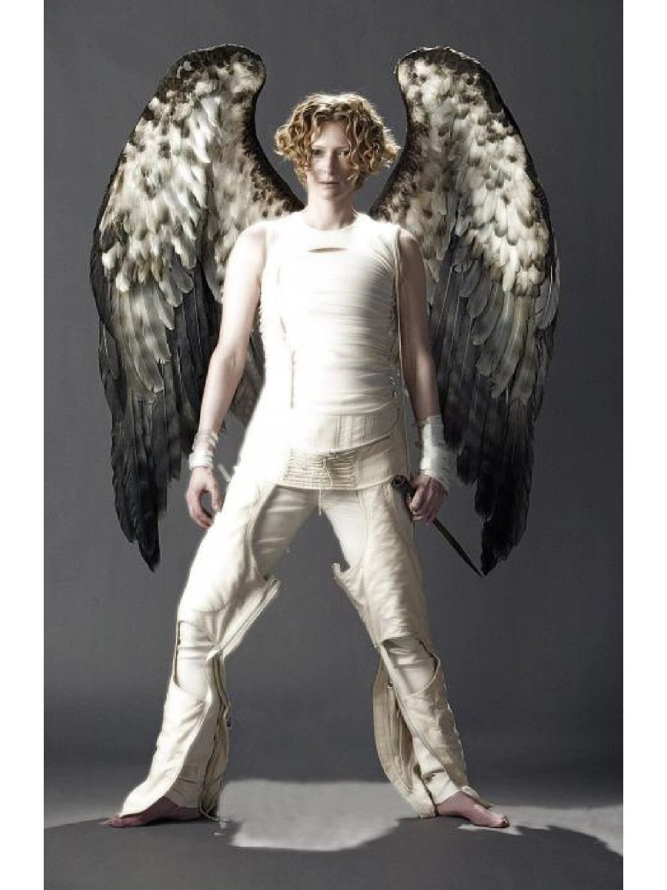 康斯坦丁中的加百列天使帅炸了 我觉得她比男主还帅!