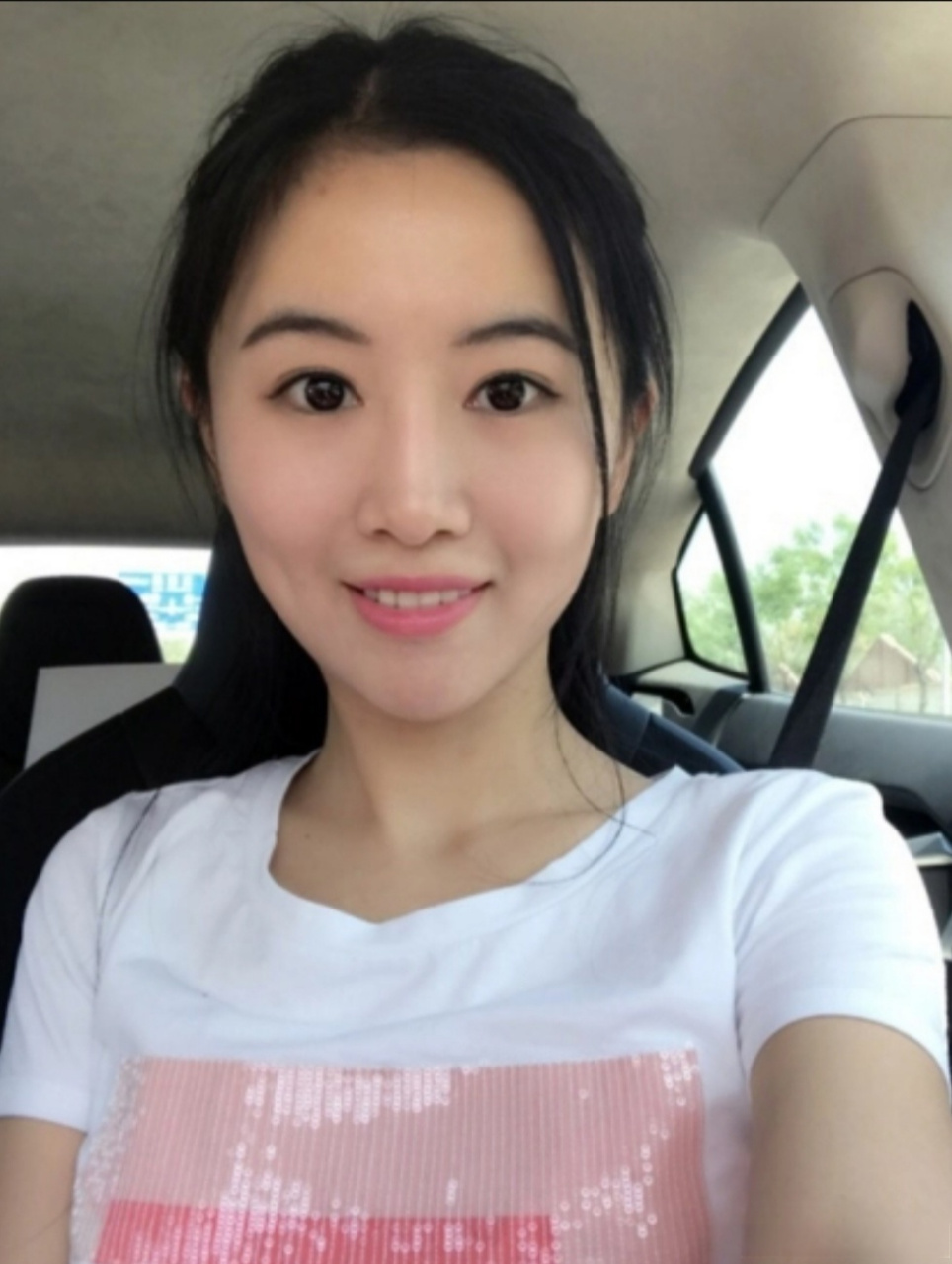 致命美女之五  这让苏享茂非常高兴,本来他对翟欣欣的印象就很好,而