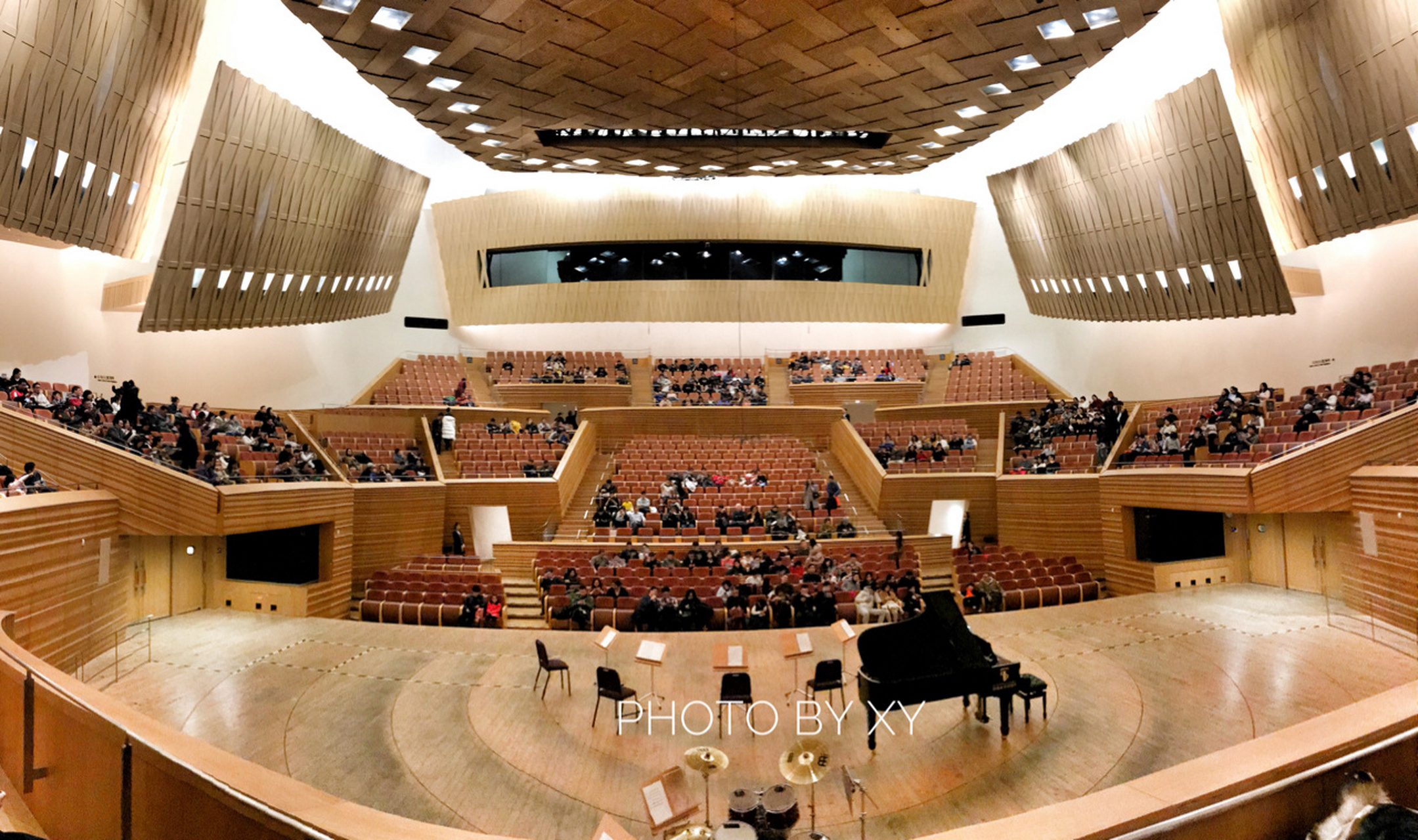 上海旅行 ～ 探秘上海交响乐团音乐厅 由日本著名设计师矶崎新和丰田