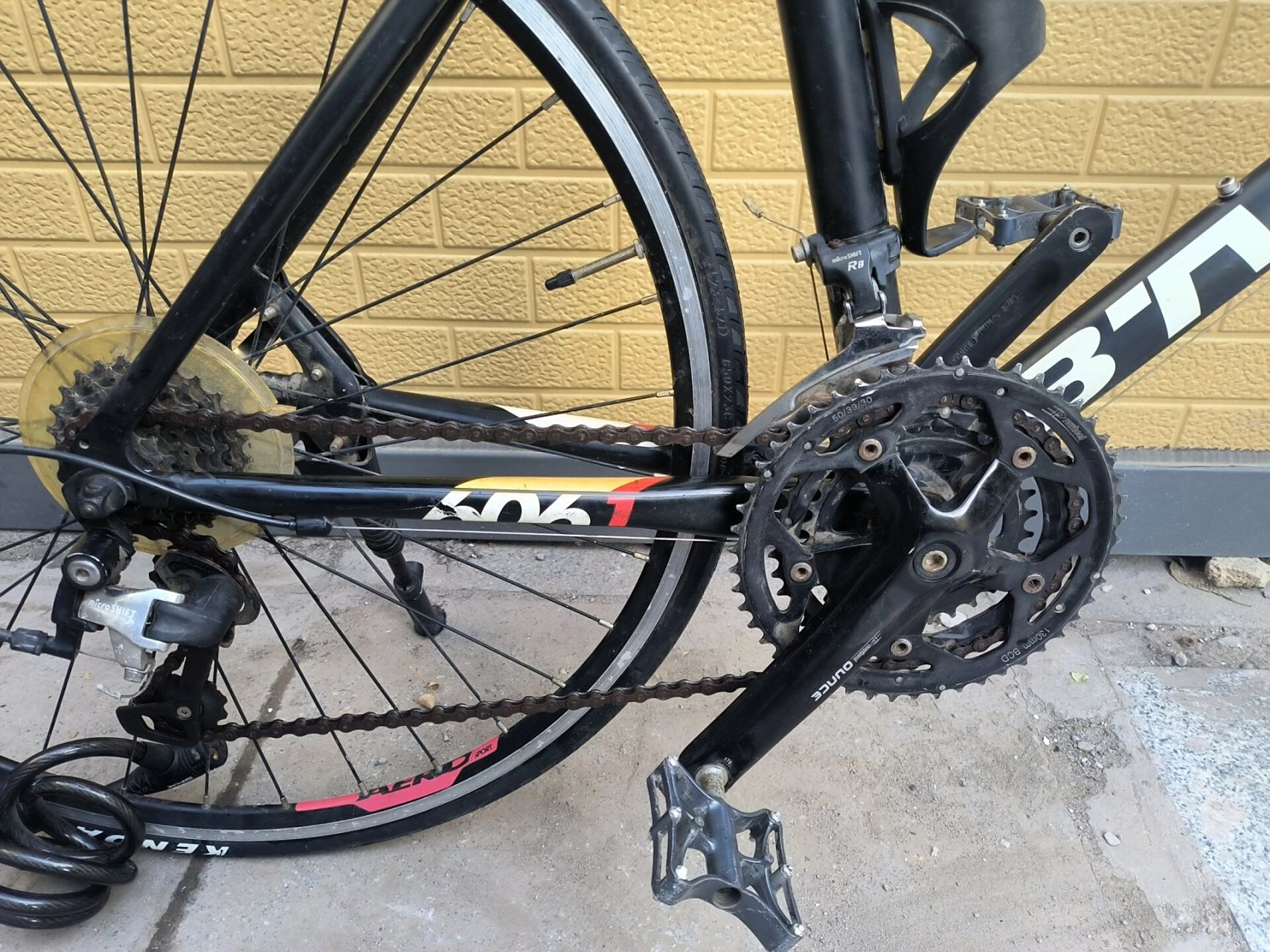 北京转让 迪卡侬triban500公路车120自行车    2018年买的,当初2000元