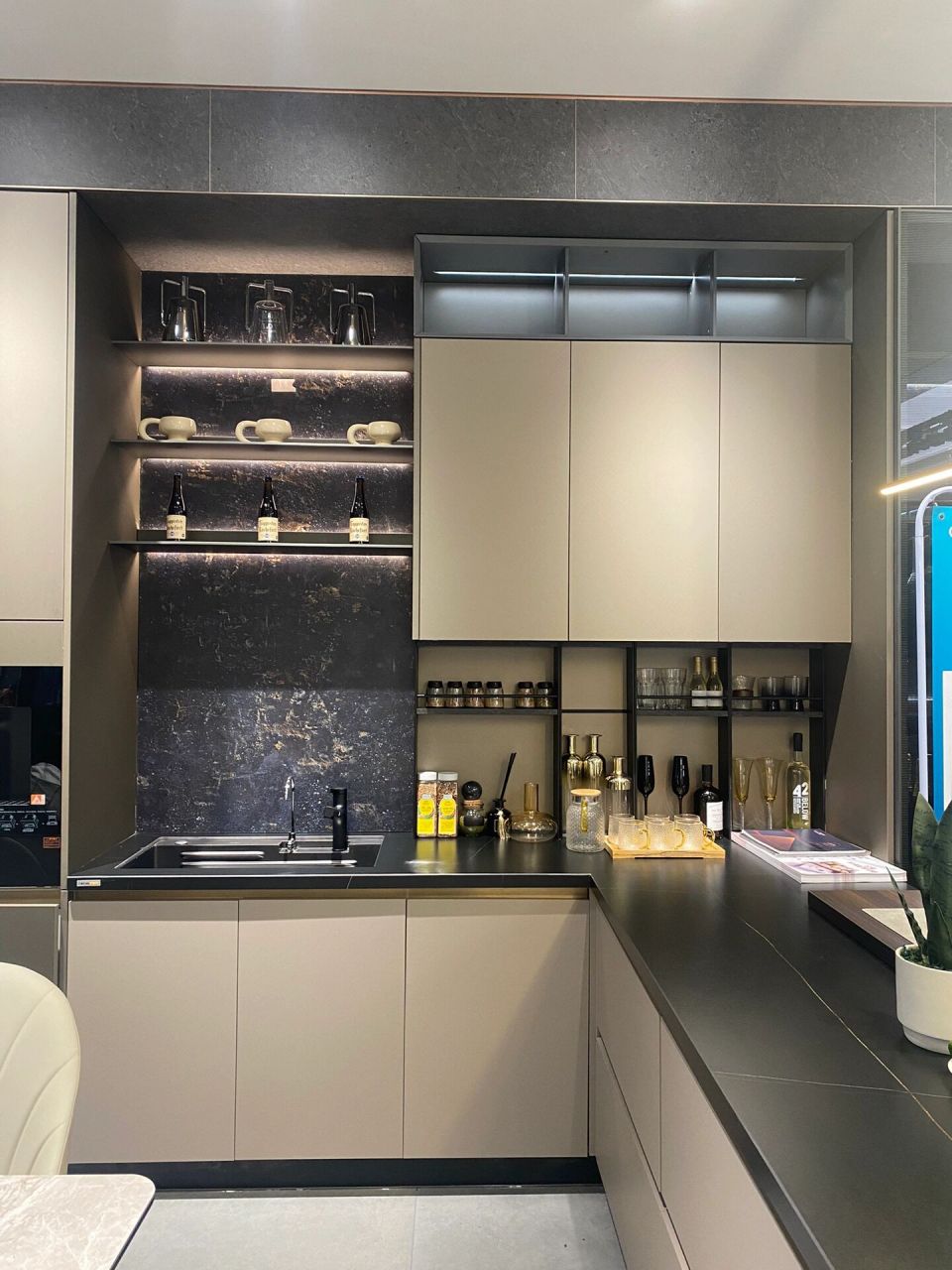 全屋定制首选欧派欧铂丽  望林府业主下单有福利噢