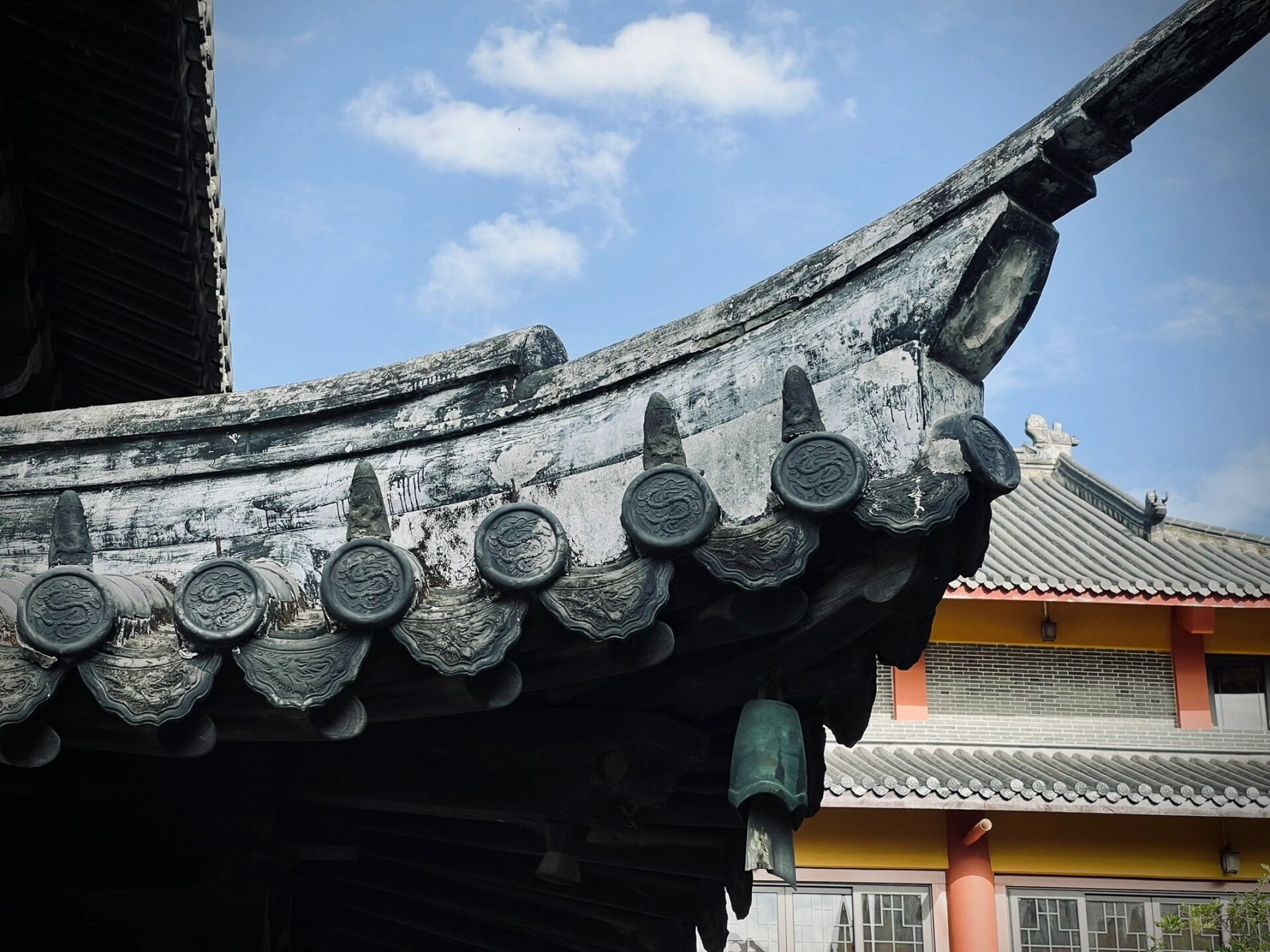 松隐禅寺 ,又名,位于上海市金山区亭林镇的内,是一座七级砖木结构的楼