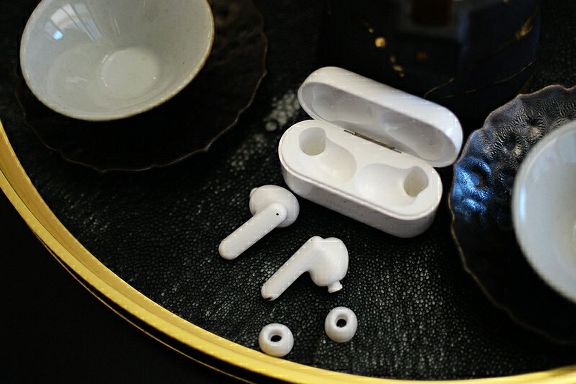 魅族 pop pro 入耳式无线耳机.