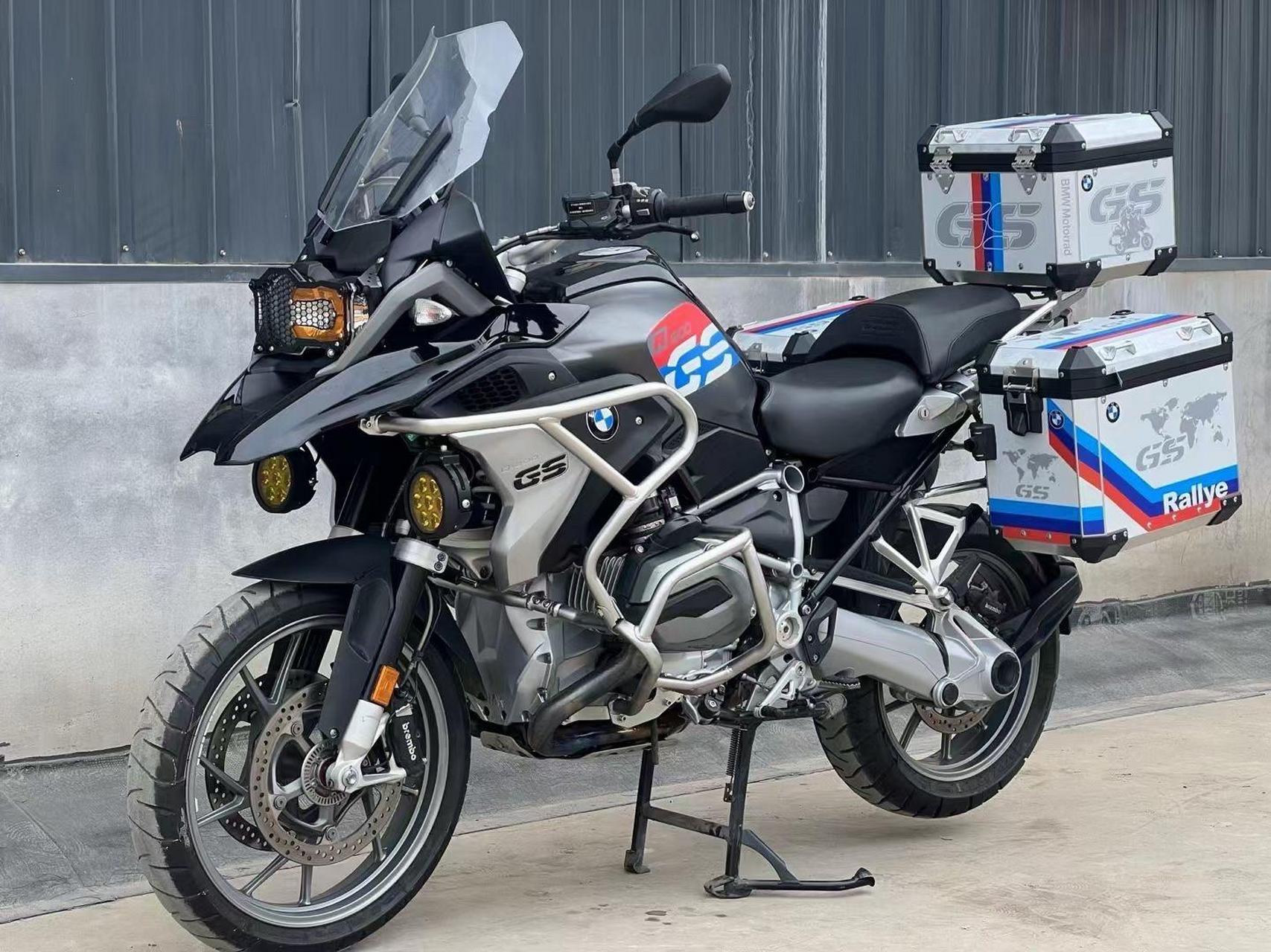 关注我圆你机车梦 2019年宝马水鸟1200gs  四万公里 电子避震 定速