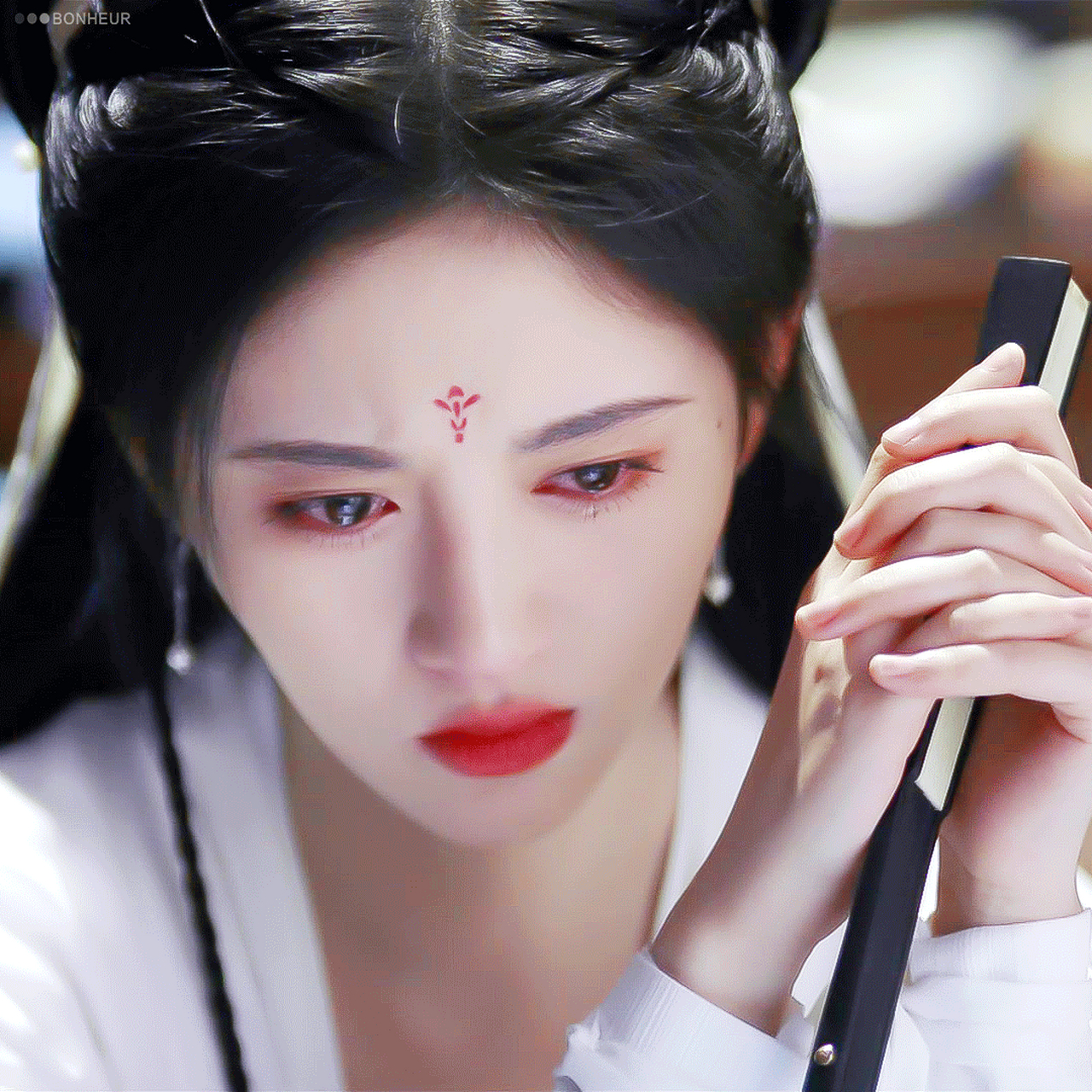 鞠婧祎的眼泪像断了线的珍珠# 鞠婧祎太会哭了吧[流泪]凤凰一哭血泪