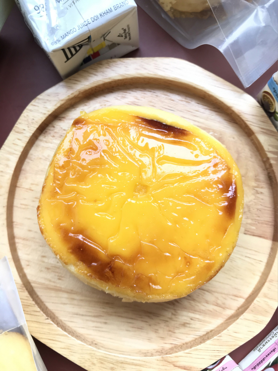 又发现早餐和下午茶的好伴侣啦～～ 三只松鼠岩烧乳酪蛋糕90,即满足