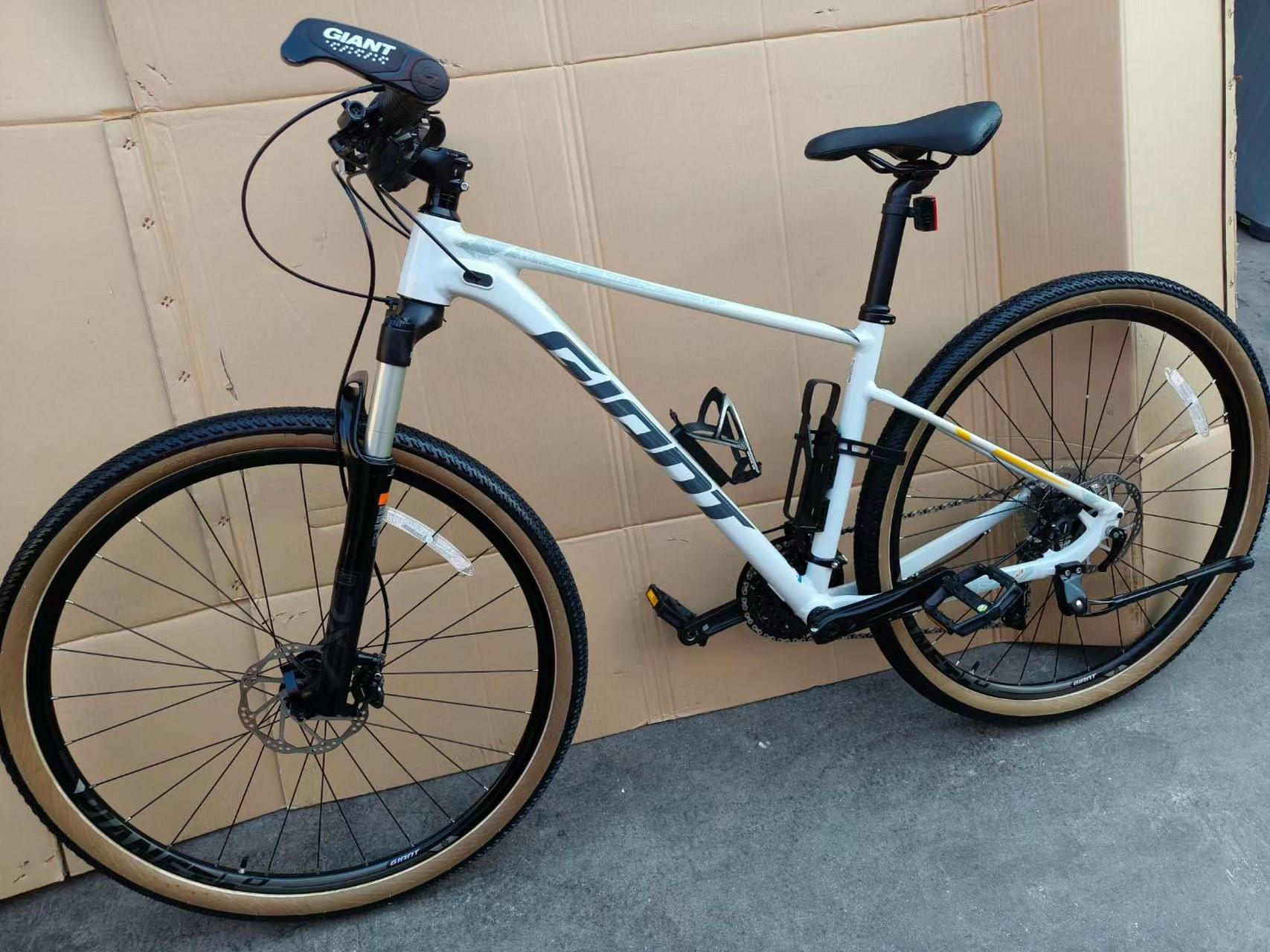 23款捷安特xtc800,禧玛诺deore套件.