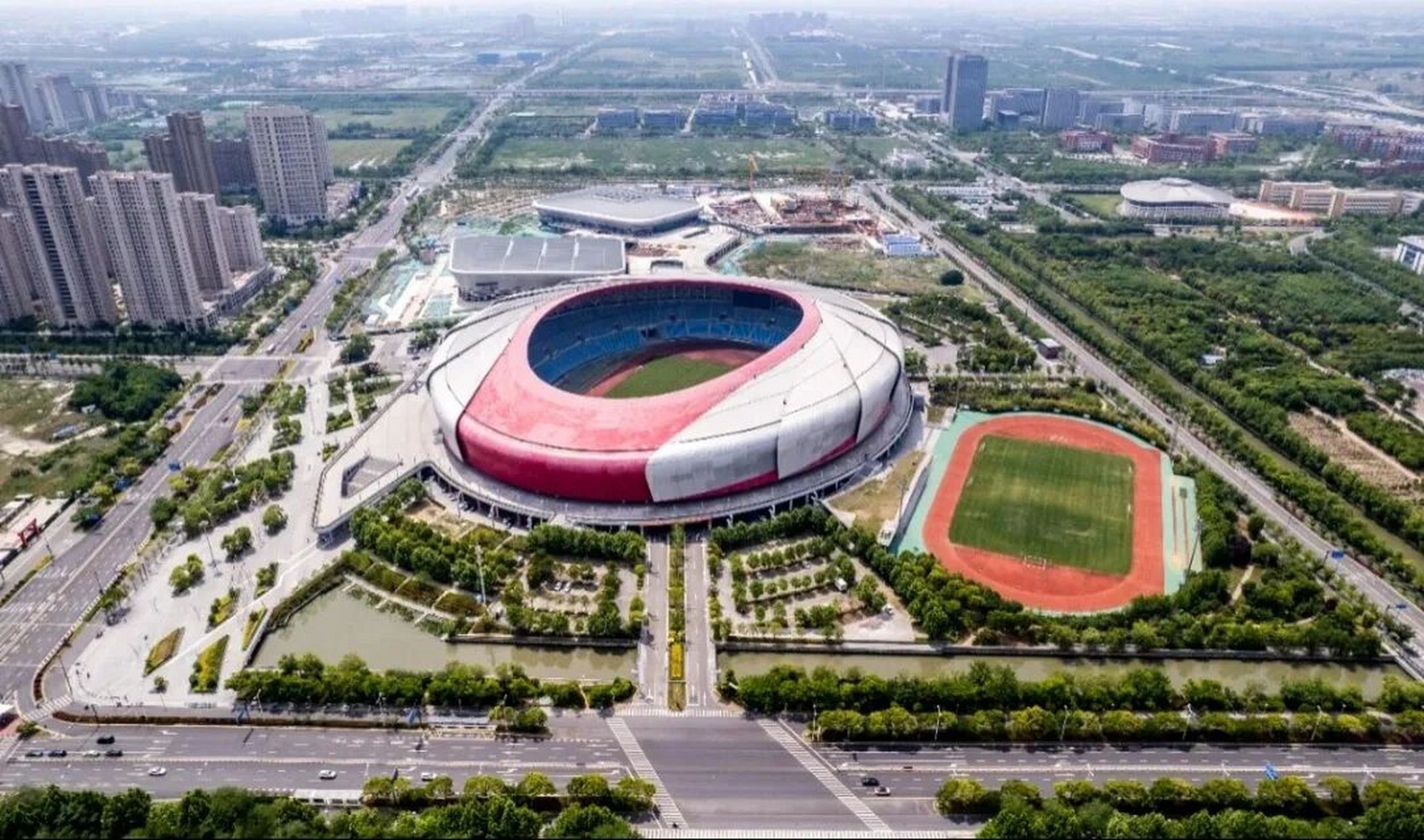 "城南体育中心"将正式更名为"盐城市奥林匹克体育中心"简称"盐城奥体