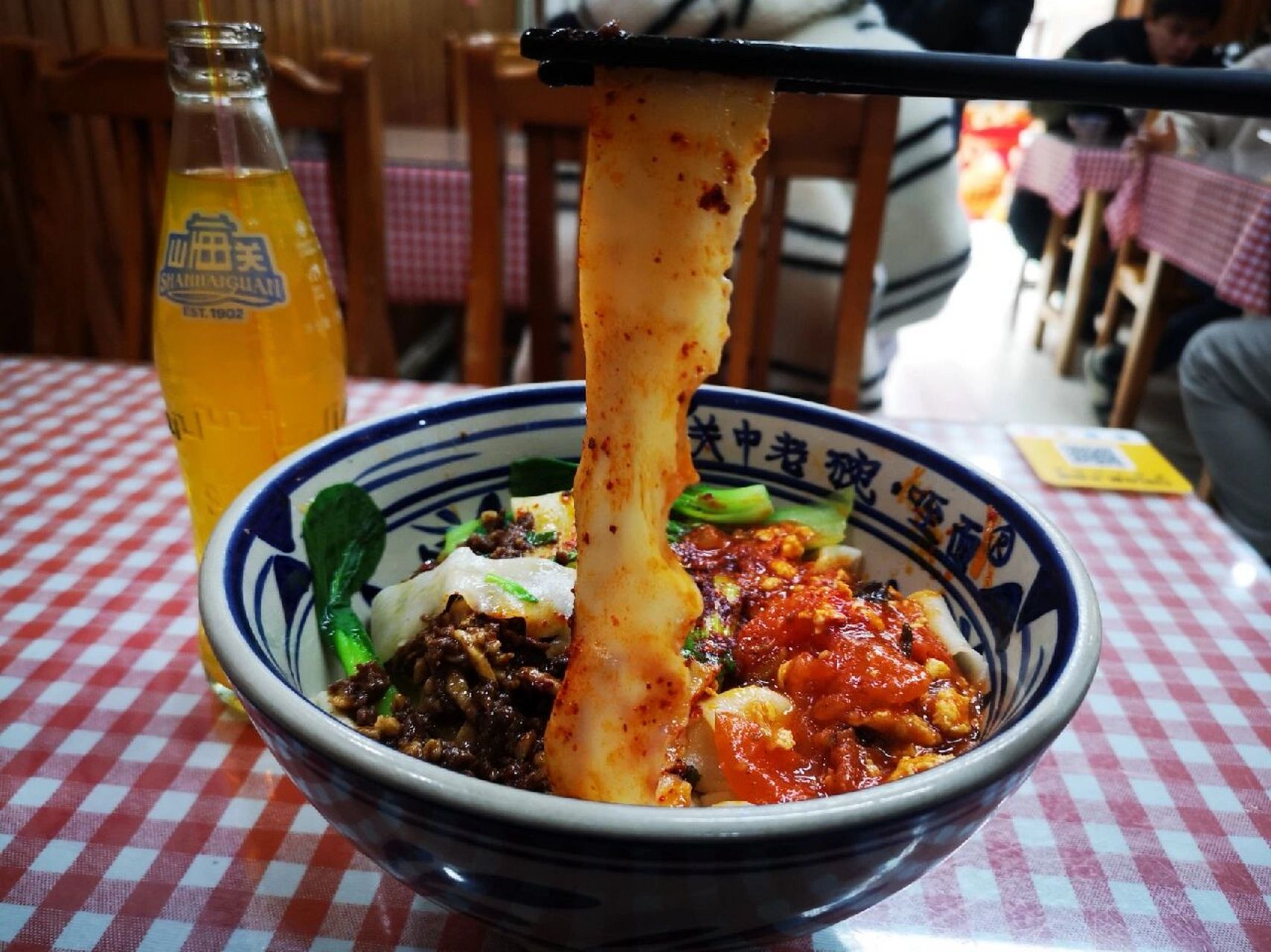 【边吃边画】裤带面  山西人记录陕西风味的面条,画的太菜了,私下还是