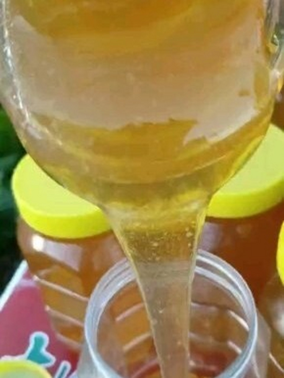 蜂蜜怎么保存要放冰箱里吗(蜂蜜需要如何保存) 蜂蜜怎么保存要放冰箱里吗(蜂蜜需要如何保存)