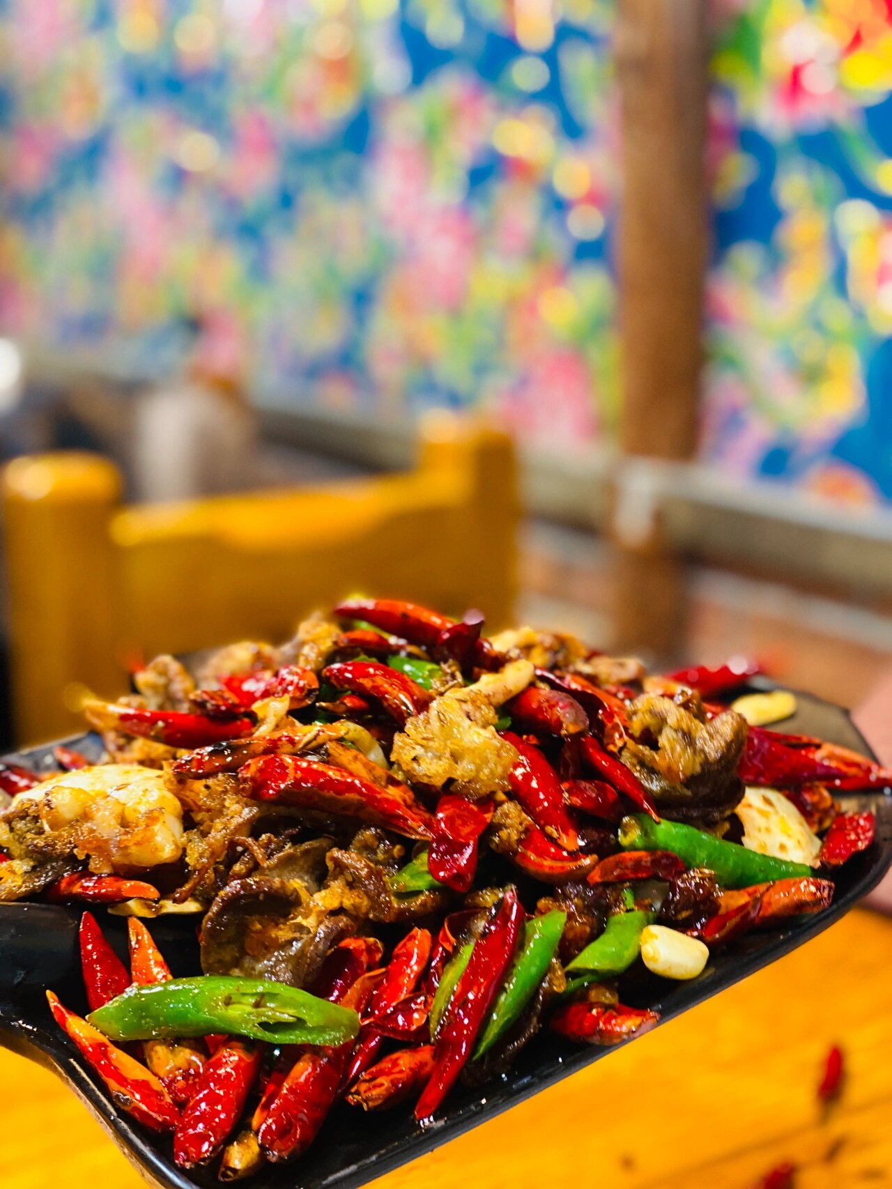 96店名 长春菜馆 96地址 育才街汤姆餐厅旁 07特色菜 炸三样