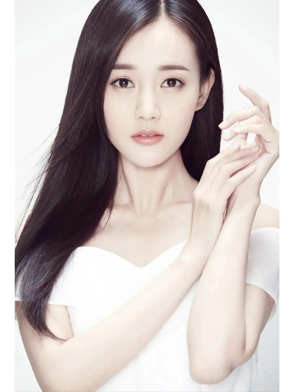 这9位90后超美女星,个个娇艳如花,美丽动人!