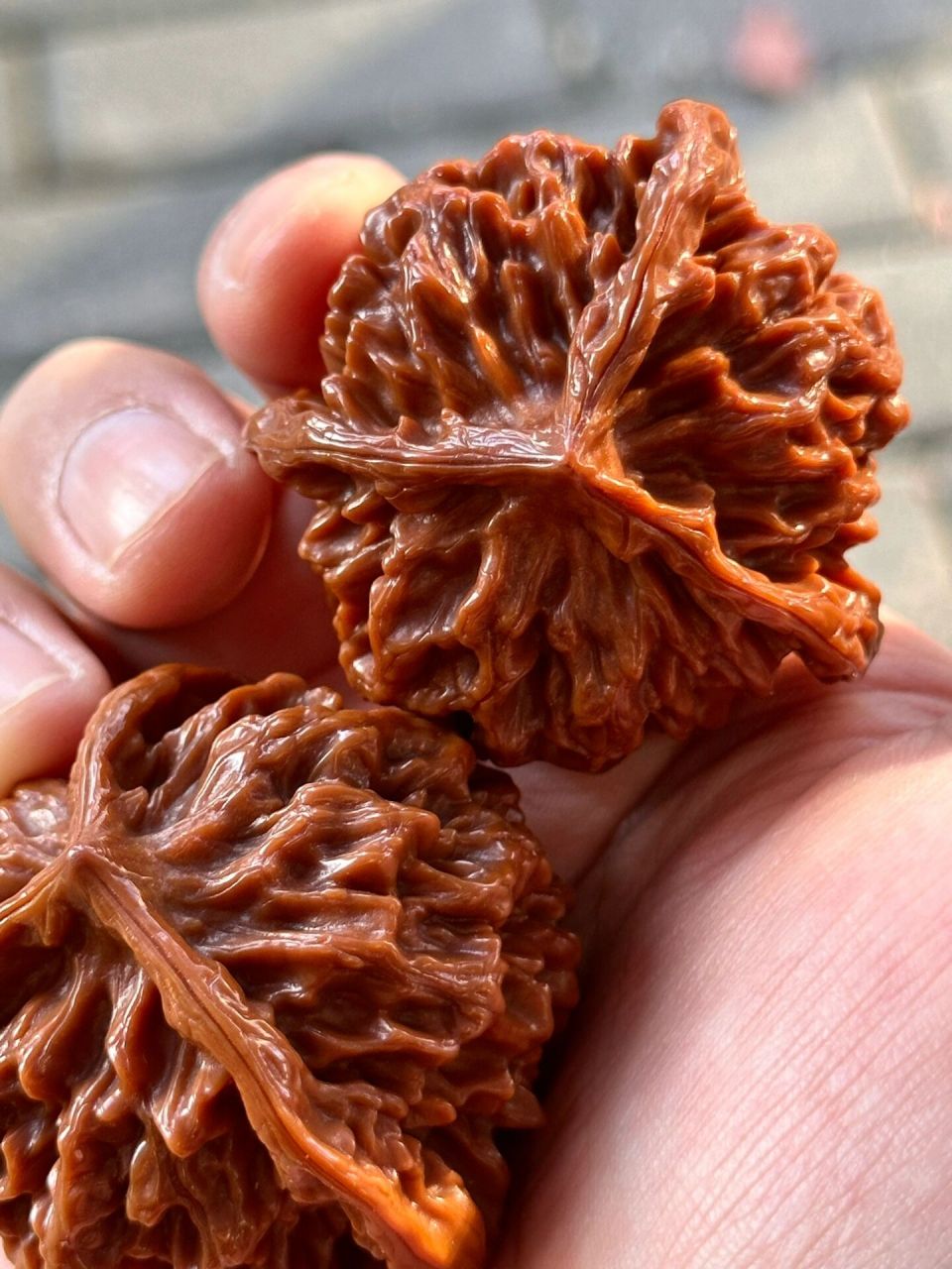 帝王三棱狮子头 包浆老核桃,蜡质皮,骨质特别好,配对也没毛病,正字奔