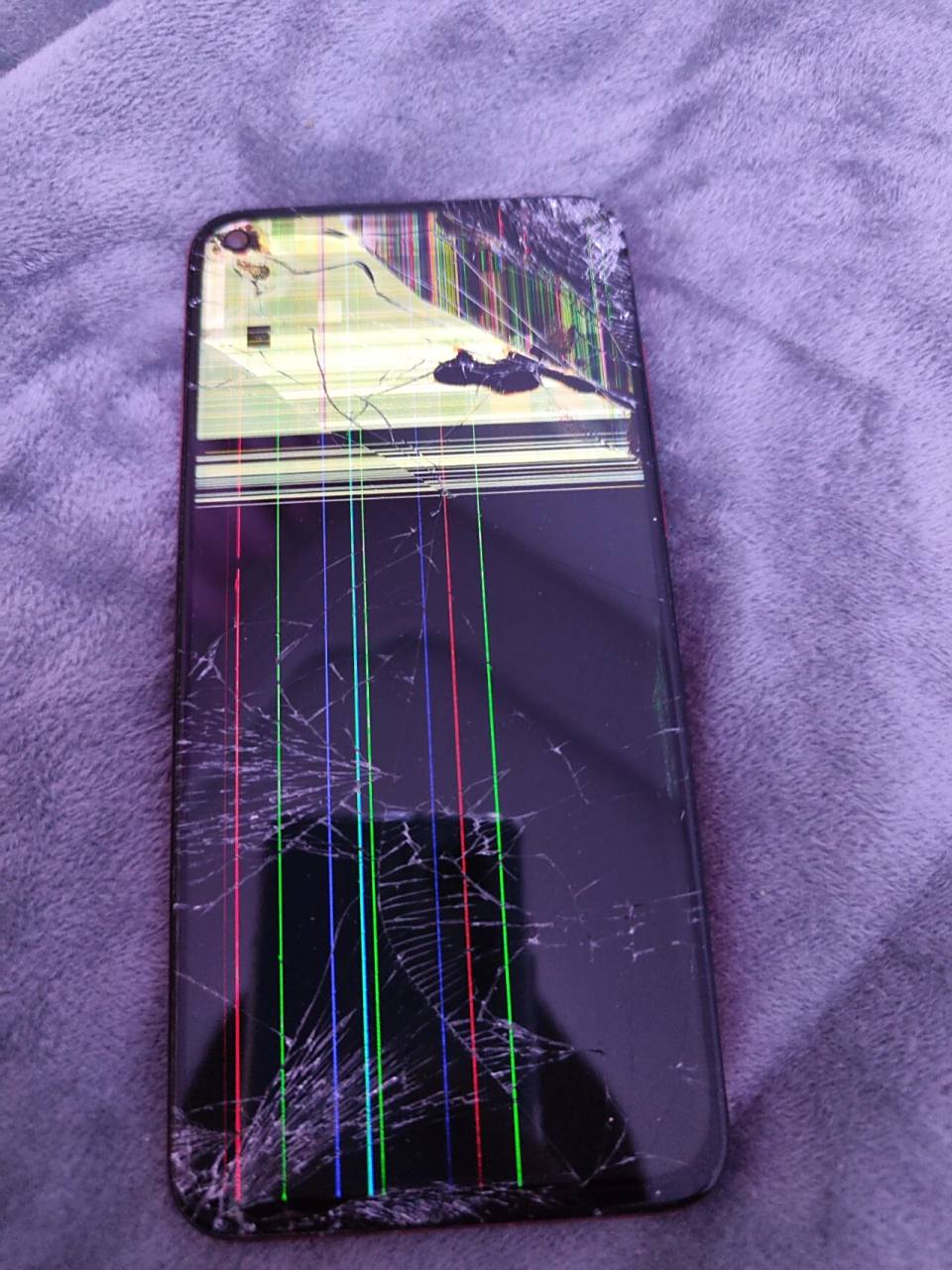 所有照片视频没有备份都摔碎并且留在这个手机里了,我就想知道它荒苘